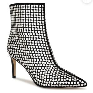 NWB Nine West Kepord Studded Low Heel Booties maximalist moto glam size 5